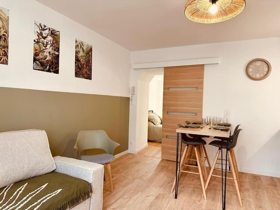 H8-2 Parenthese Du Val Nancon Apartment Fougères Екстериор снимка